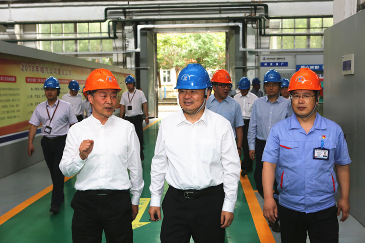 郝鹏旅行考察Z6尊龙凯时集团所属企业汽轮机公司